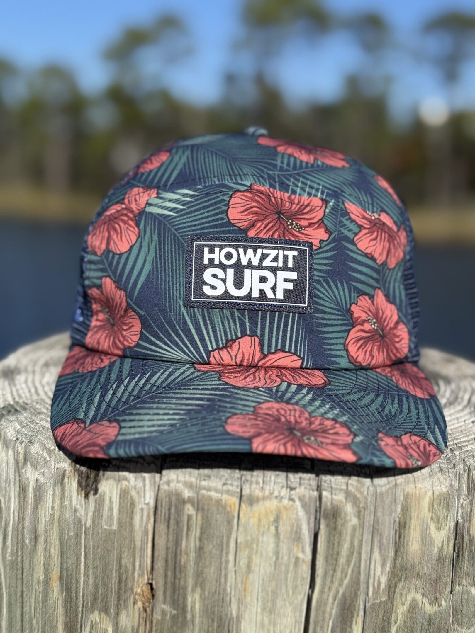 Hibiscus Trucker